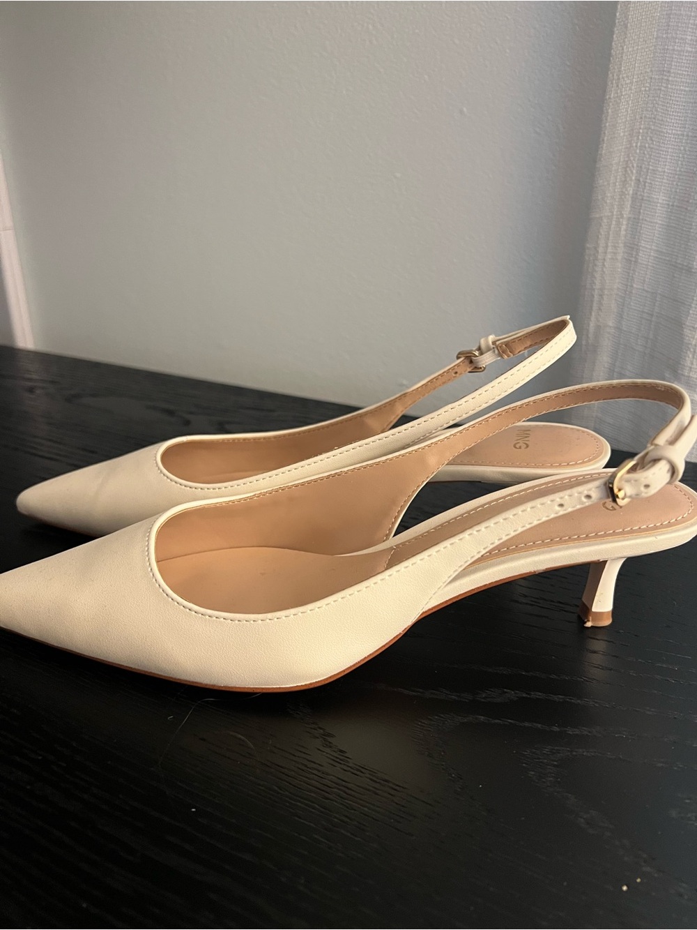 Mango Cream Pointed Slingback Heels - Picture 2 of 3